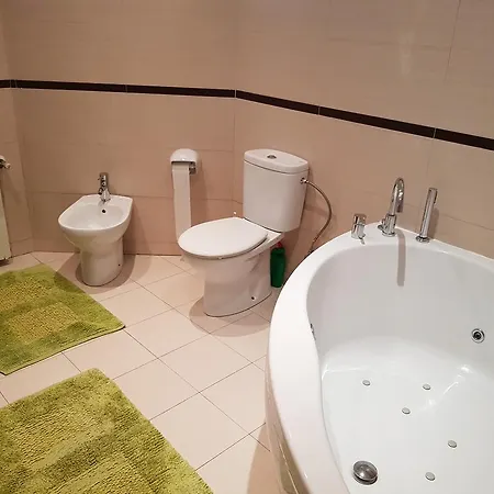 Cami De Merle فيلة *